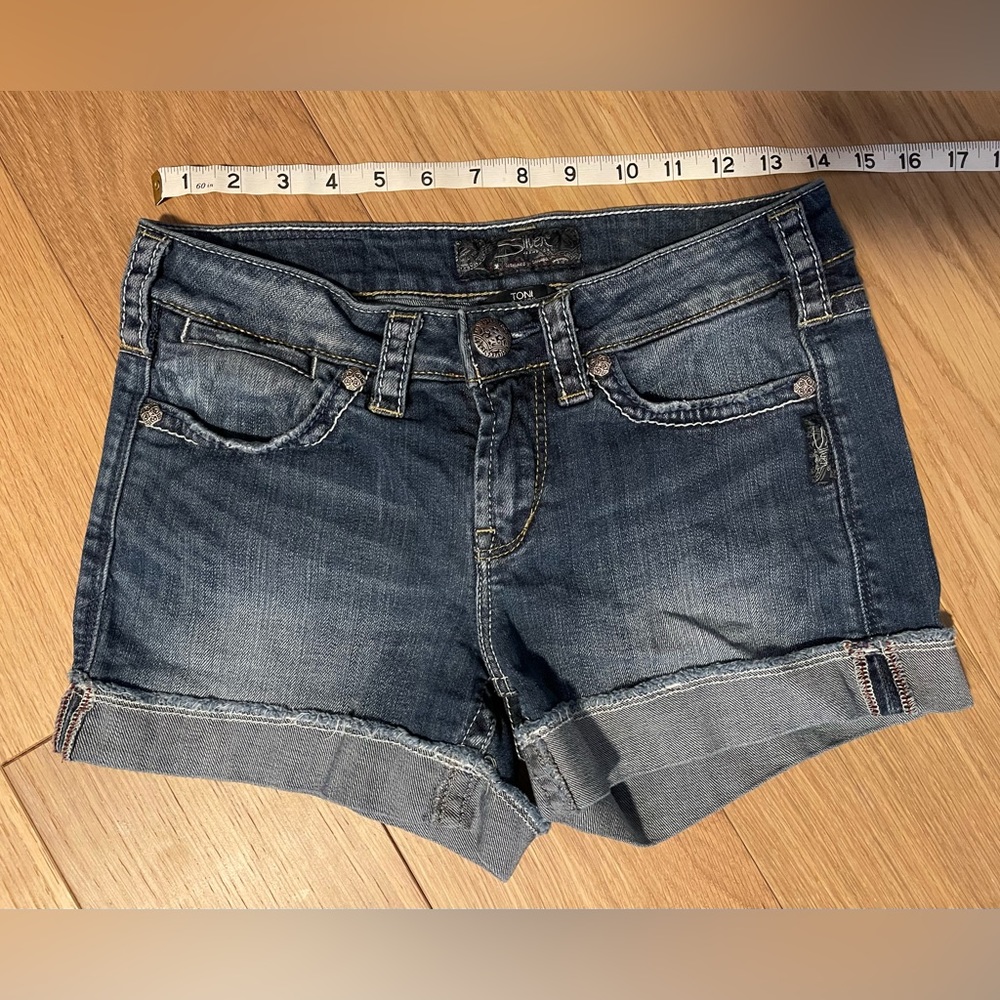 Silver Jean shorts size 25 - Picture 2 of 3